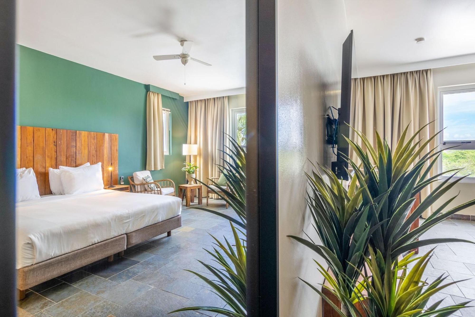 Bayside Boutique Hotel - Blue Bay Golf & Beach Resort Dorp Dorp Sint Michiel المظهر الخارجي الصورة