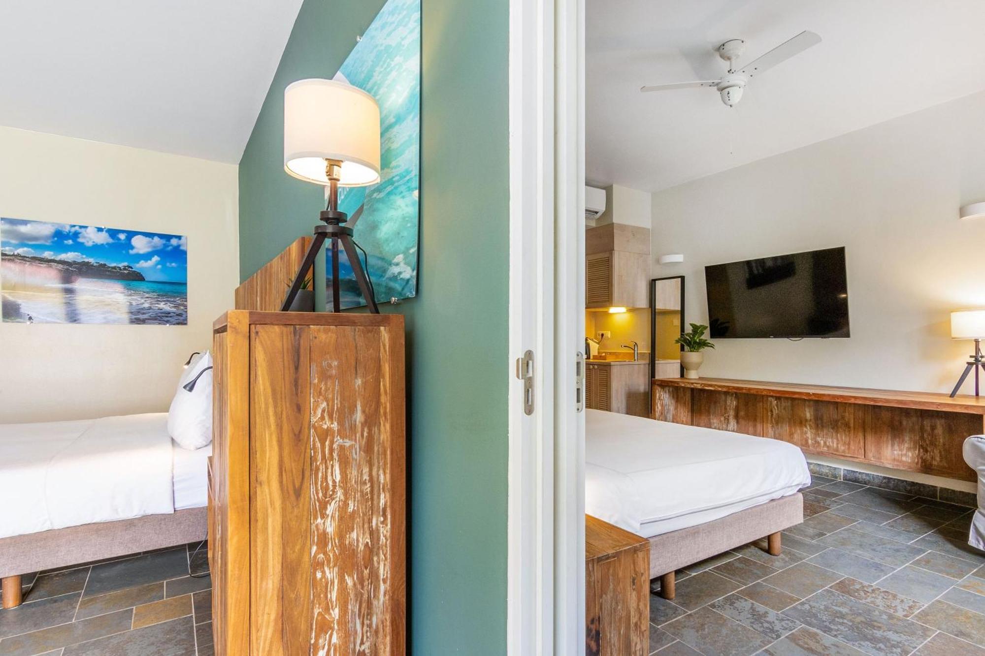 Bayside Boutique Hotel - Blue Bay Golf & Beach Resort Dorp Dorp Sint Michiel المظهر الخارجي الصورة