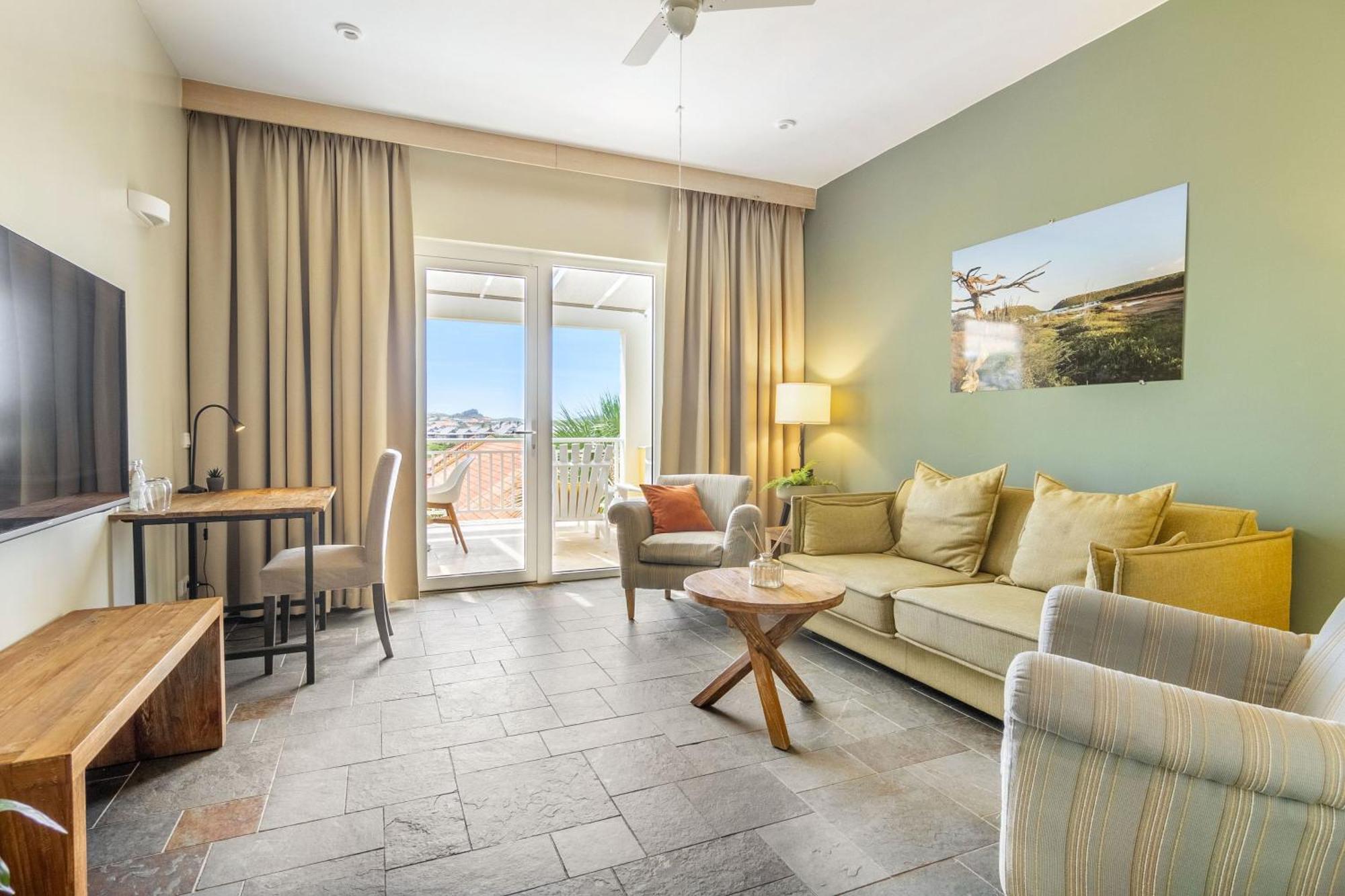 Bayside Boutique Hotel - Blue Bay Golf & Beach Resort Dorp Dorp Sint Michiel المظهر الخارجي الصورة