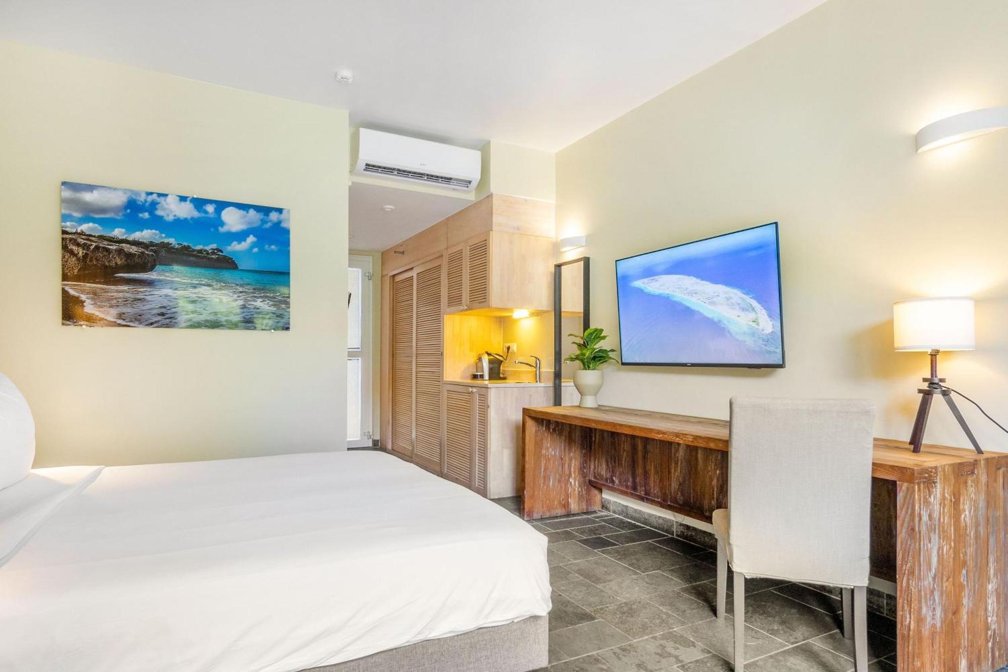 Bayside Boutique Hotel - Blue Bay Golf & Beach Resort Dorp Dorp Sint Michiel المظهر الخارجي الصورة