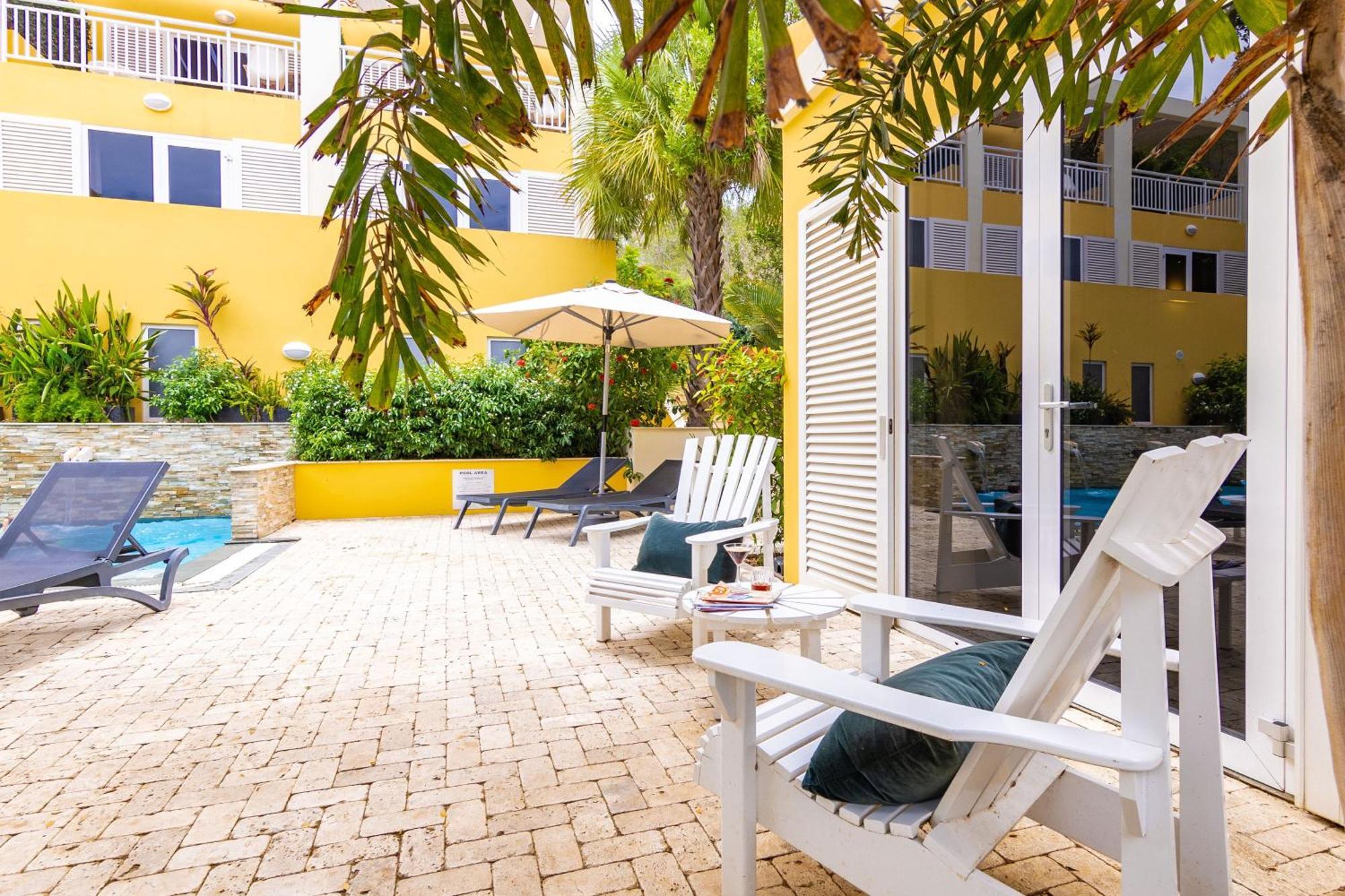 Bayside Boutique Hotel - Blue Bay Golf & Beach Resort Dorp Dorp Sint Michiel المظهر الخارجي الصورة